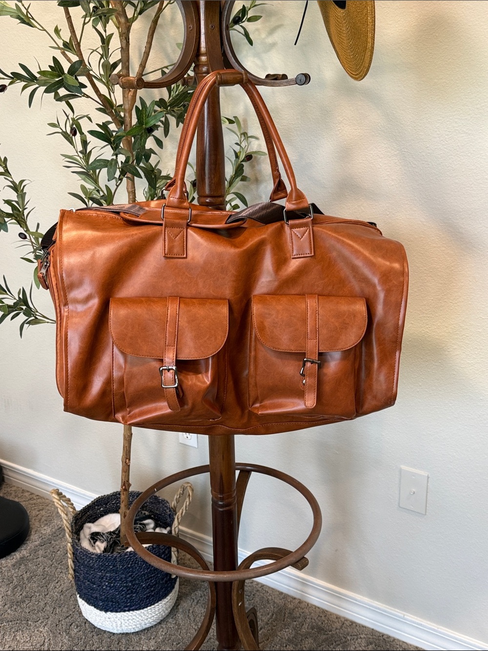 Classic Tan Leather Weekender Bag - Men Women